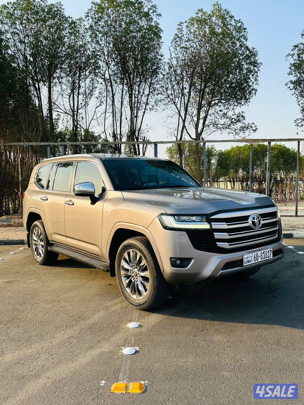 للبيع لاند كروز VX عداد 70 الف صبغ الوكالة1