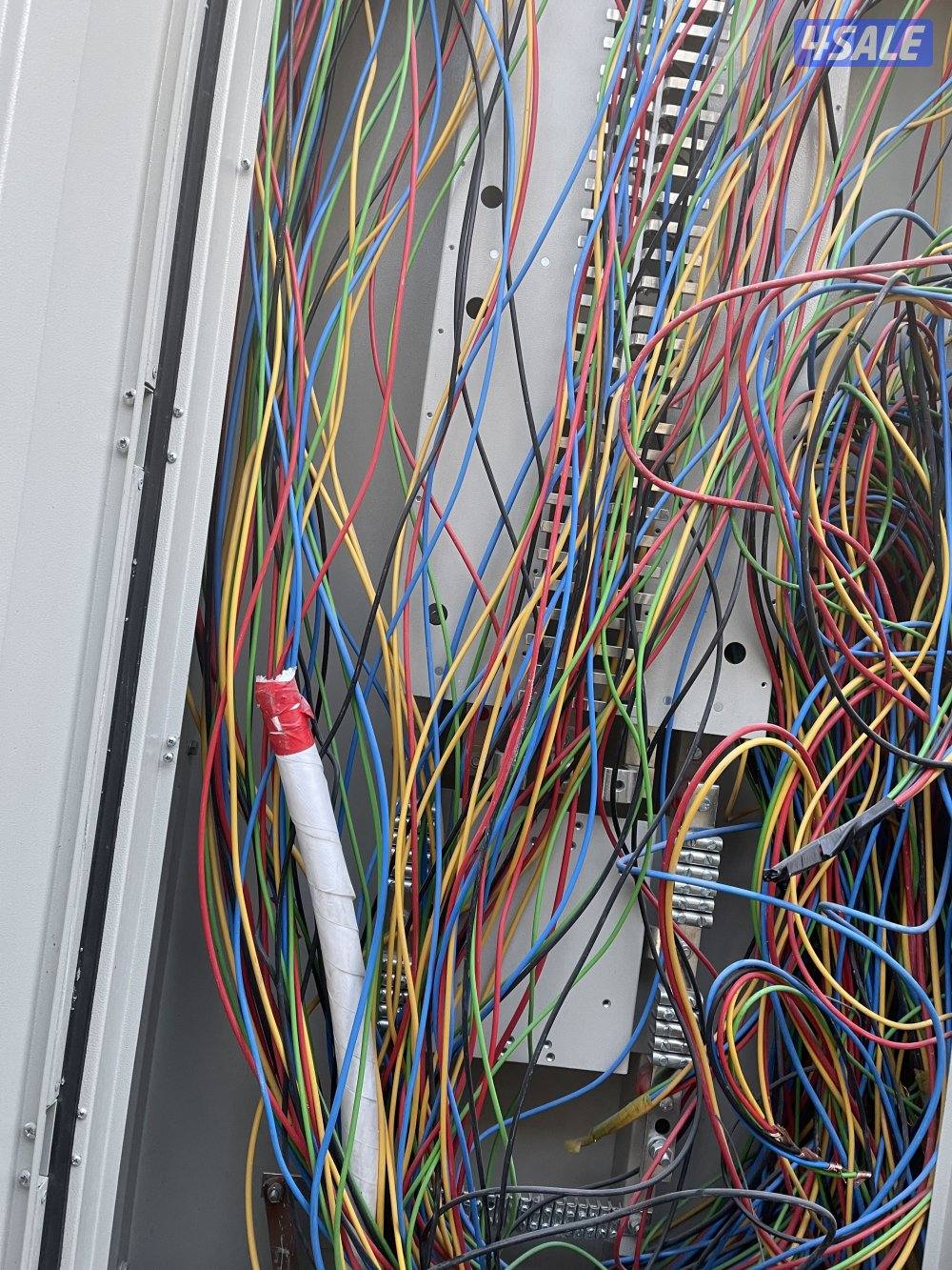 فني كهربائي باكستاني امير عباس11