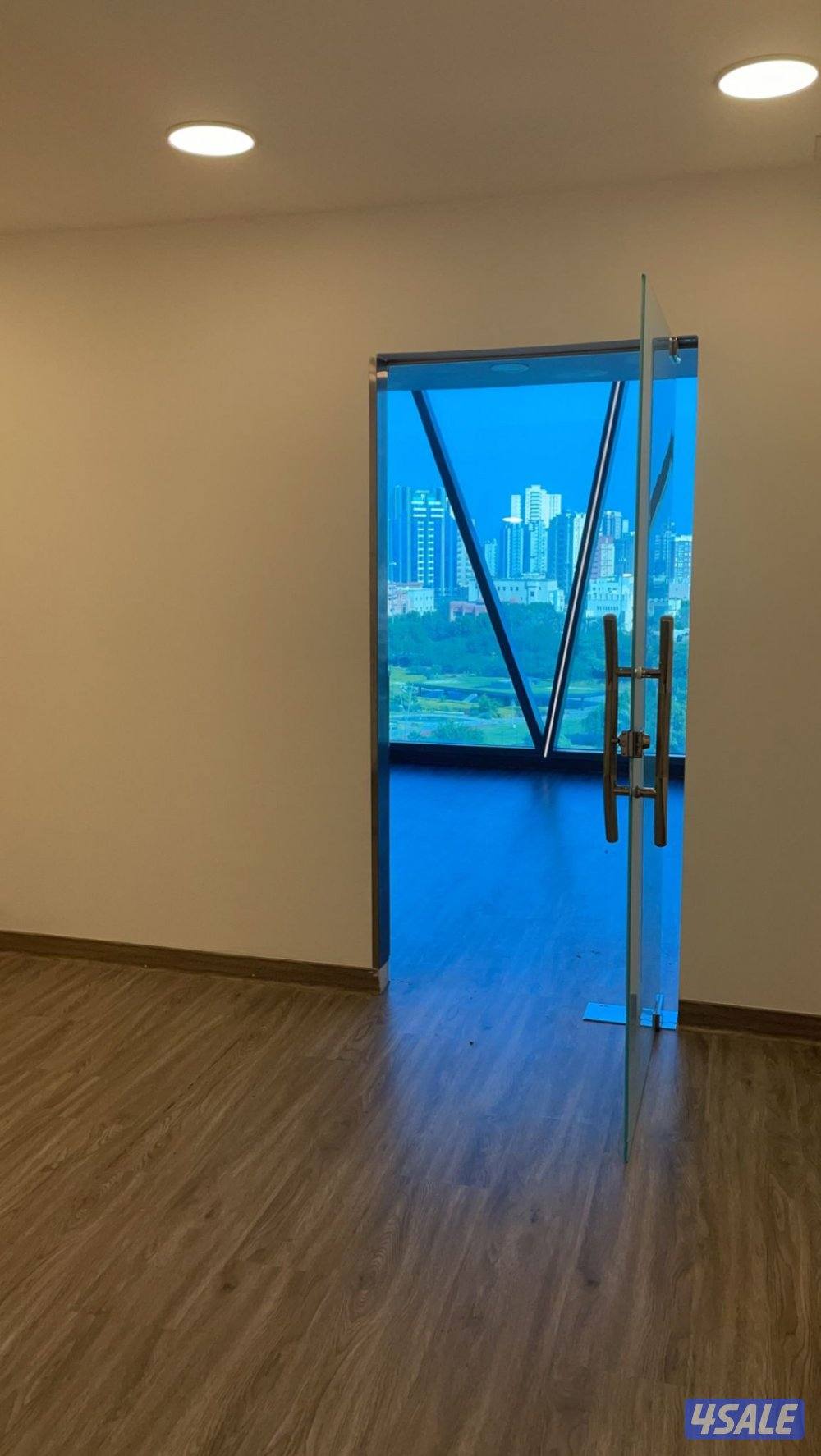 مكاتب تجارية للايجار2