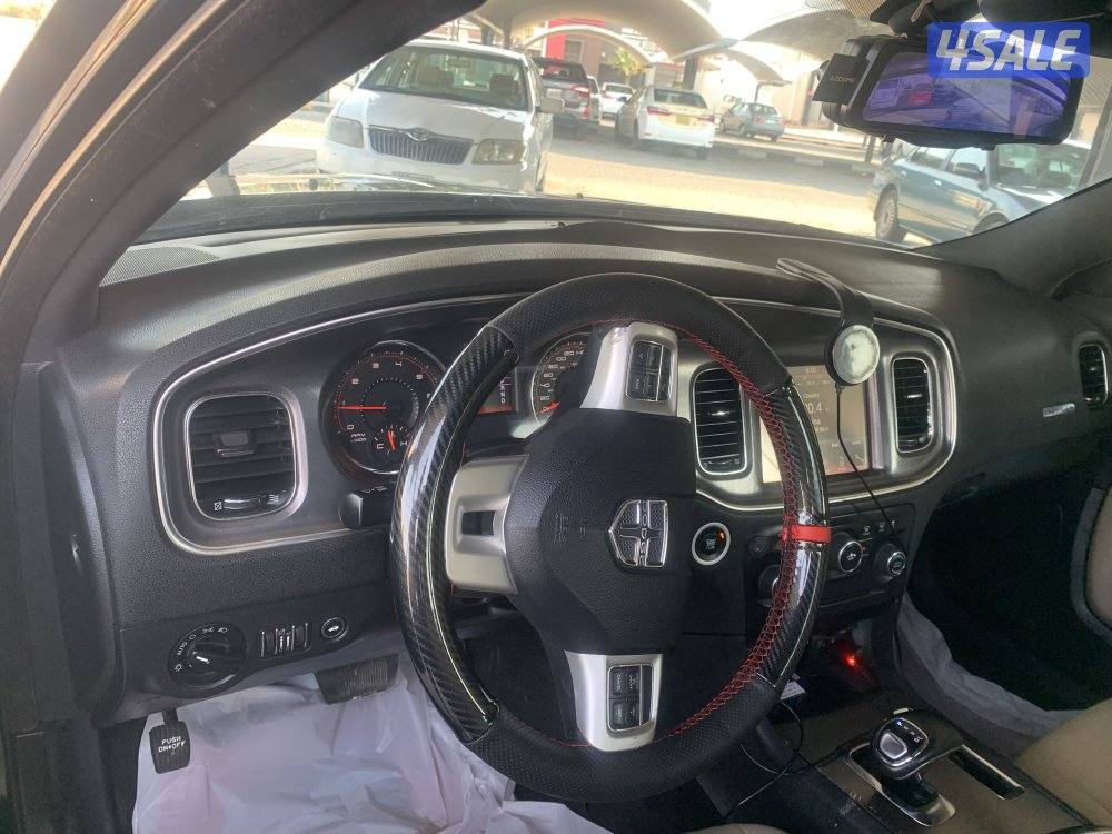 للبيع دودج شارجر ٦سلندر موديل ٢٠١٤2