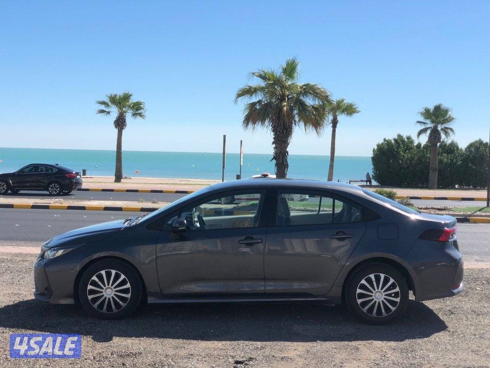 للبيع تويوتا كورولا 2000CC موديل 20201