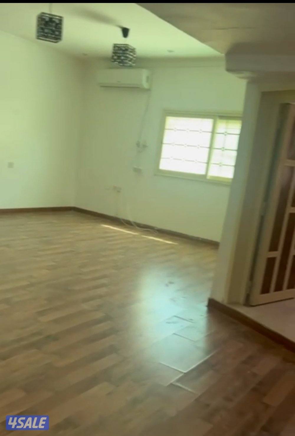 السكن مع المالك0