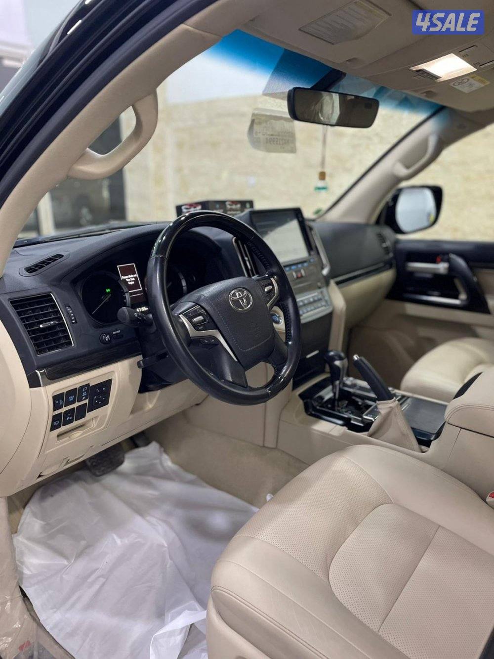 للبيع لاند كروزر تورنق 2021 ماشي70الف4