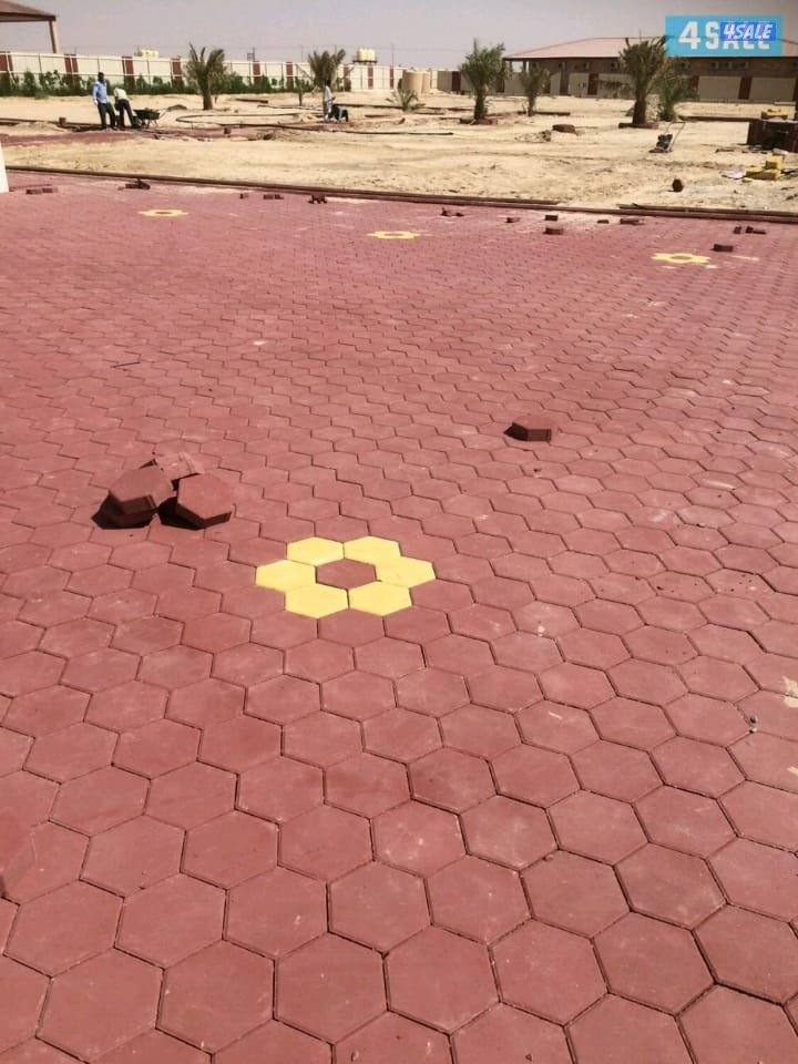 معلم بلاط متدخل وكربستون وصب مزييك أرضيات وجلي كاش وتركيب سياج تركي وج9