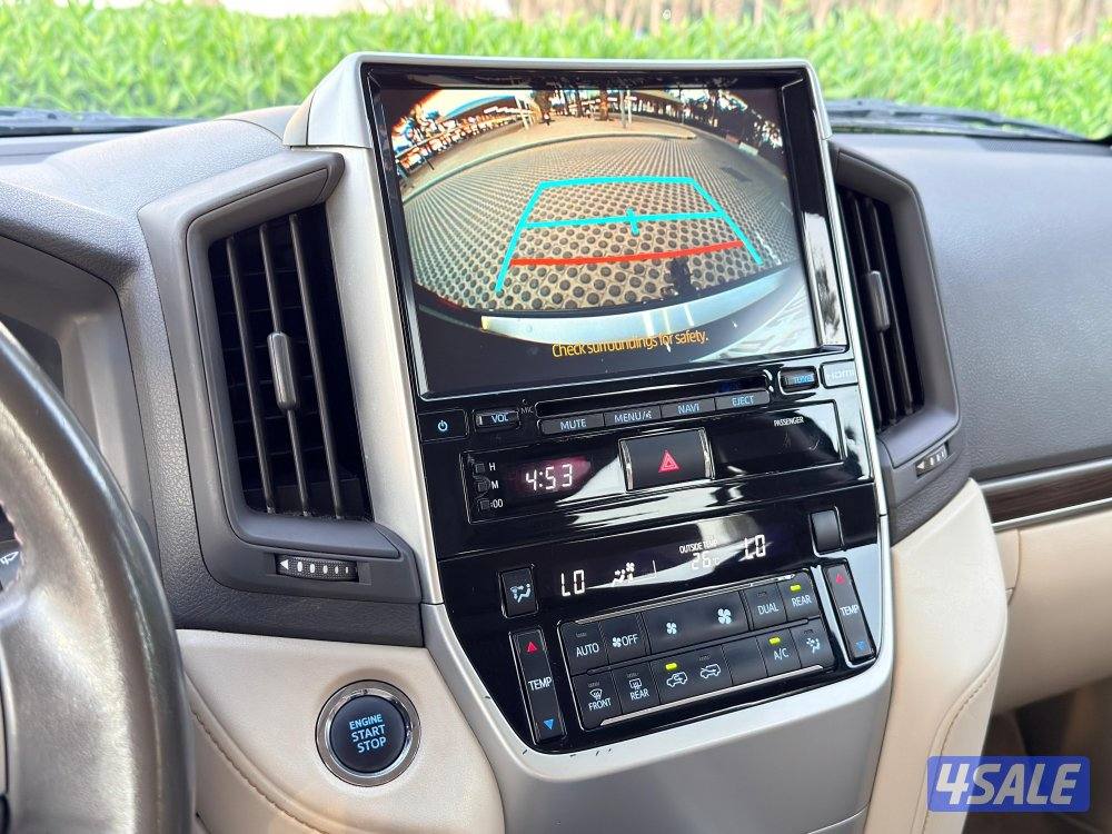 للبيع لاند كروزر GXR موديل 2021 صبغ الوكاله ماشي 72 ألف المالك الأول15