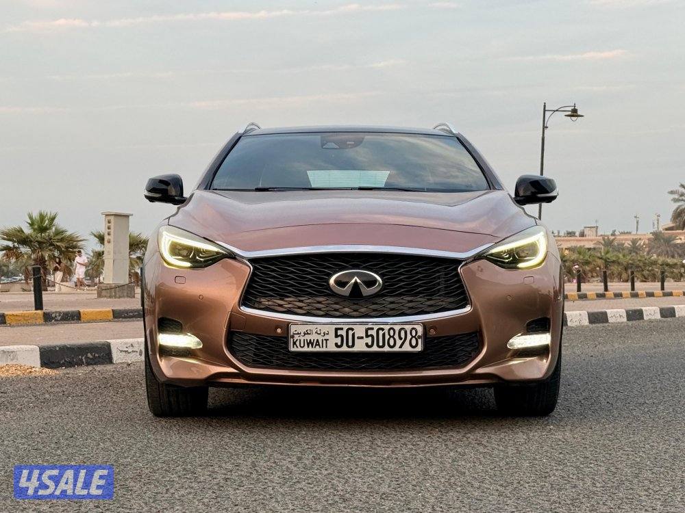 للبيع إنفينتي Q30 S موديل 2018 سبورت كامل المواصفات ماشي 43 ألف4