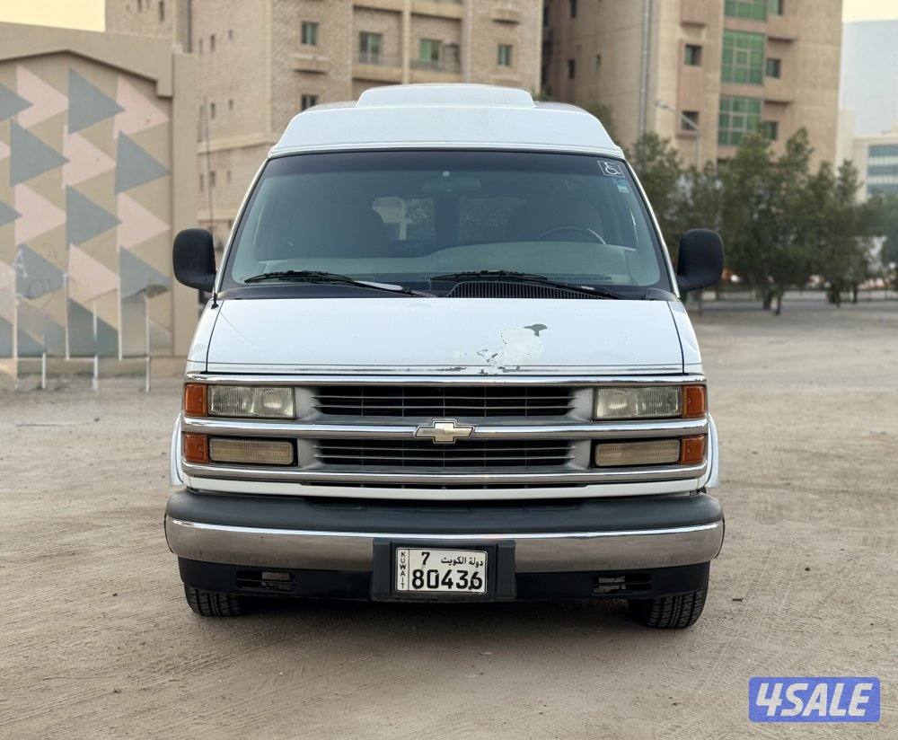 للبيع شفر فان موديل 2000 مجهز لذوي الإحتياجات الخاصه ماشي 109 ألف1