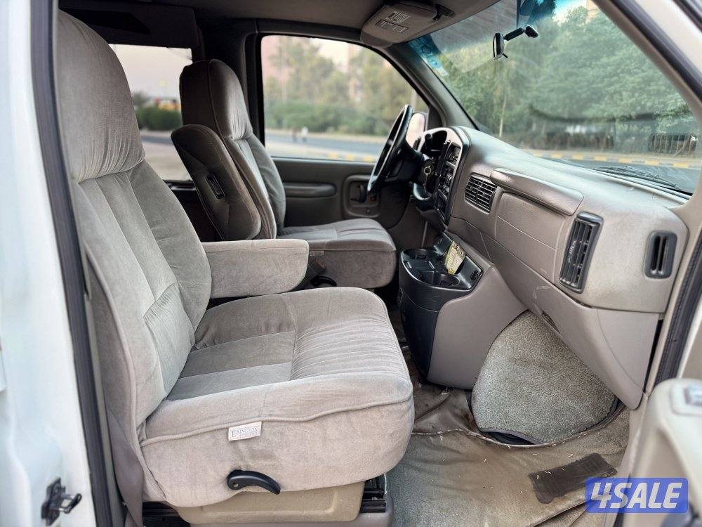 للبيع شفر فان موديل 2000 مجهز لذوي الإحتياجات الخاصه ماشي 109 ألف6