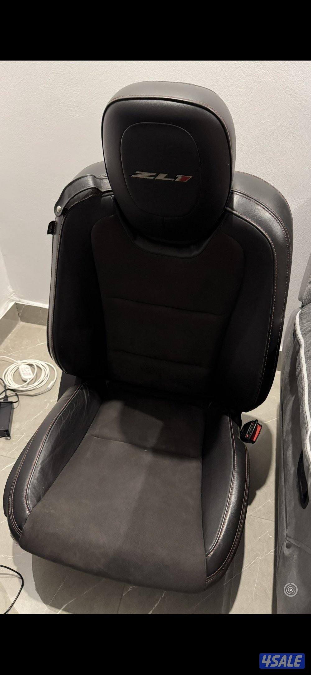 للبيع اغراض كمارو زد ال ون و اس اس ٢٠١٠/٢٠١٤1