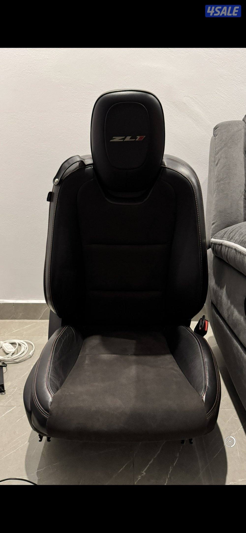 للبيع اغراض كمارو زد ال ون و اس اس ٢٠١٠/٢٠١٤3