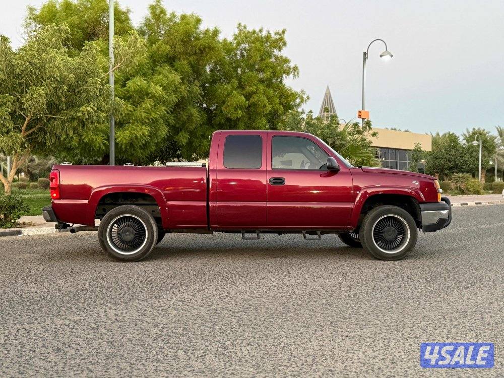 للبيع وانيت سيلفرادو 2004 قماره ونص دبل قير5