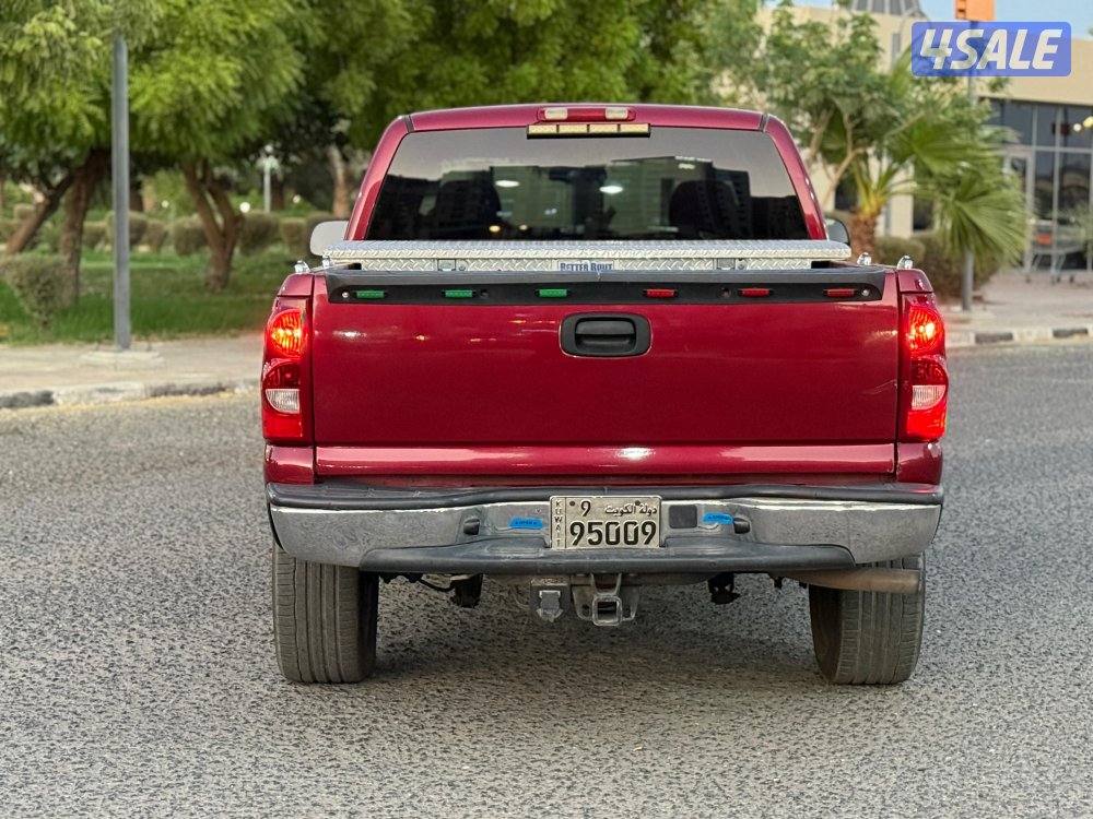 للبيع وانيت سيلفرادو 2004 قماره ونص دبل قير6