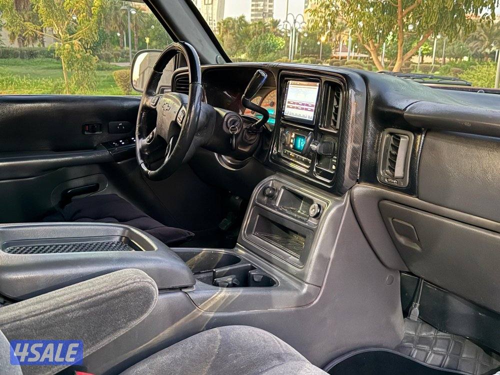 للبيع وانيت سيلفرادو 2004 قماره ونص دبل قير7