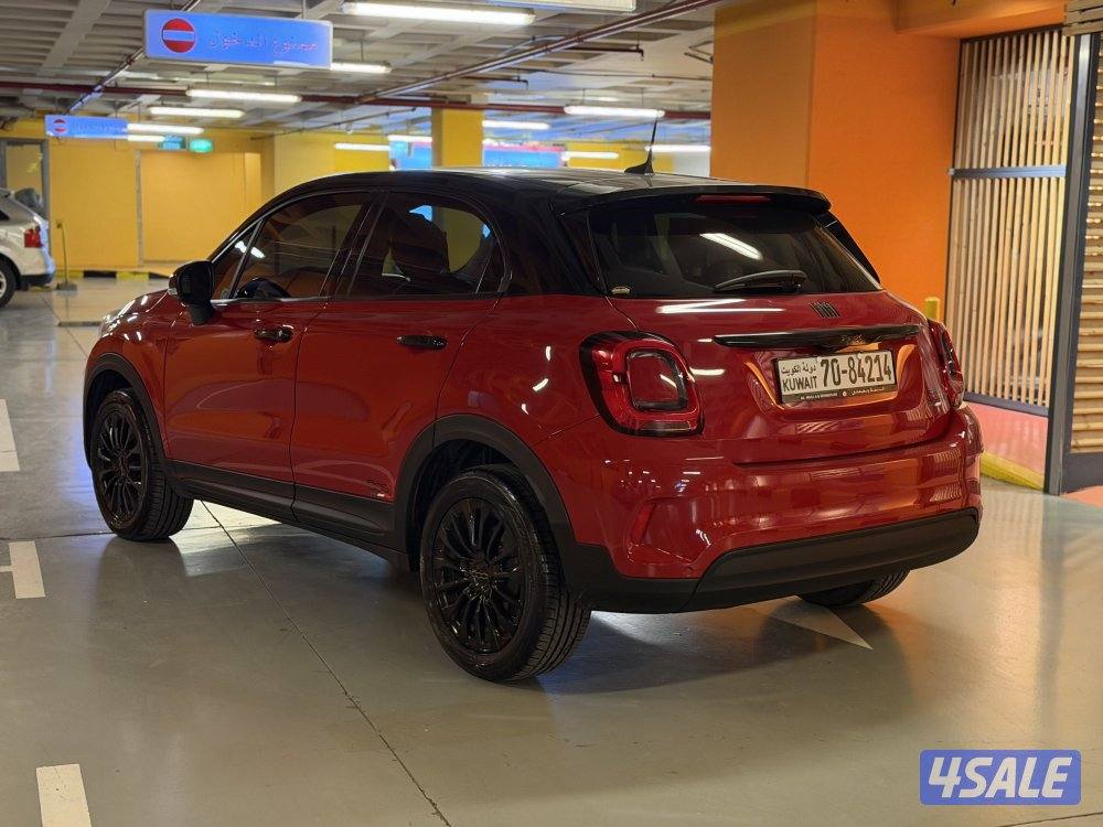 فيات 500X موديل 2023 عداد قليل 55 الف بحالة الوكاله بلاك اديشن5