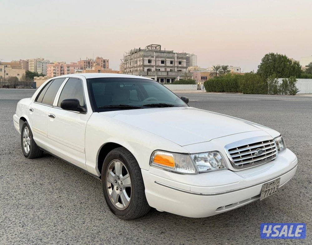 بحالة ممتازة جدا فورد كراون فكتوريا 2012 الوزان صبغ الوكالة عدا قطعة2