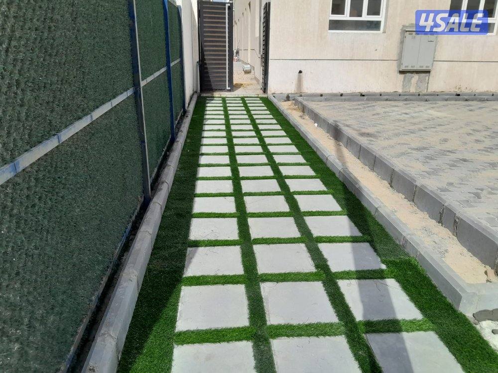 معلم بلاط متدخل وكربستون وصب مزييك أرضيات وجلي كاشي وجلي رخام  وتيل صن8