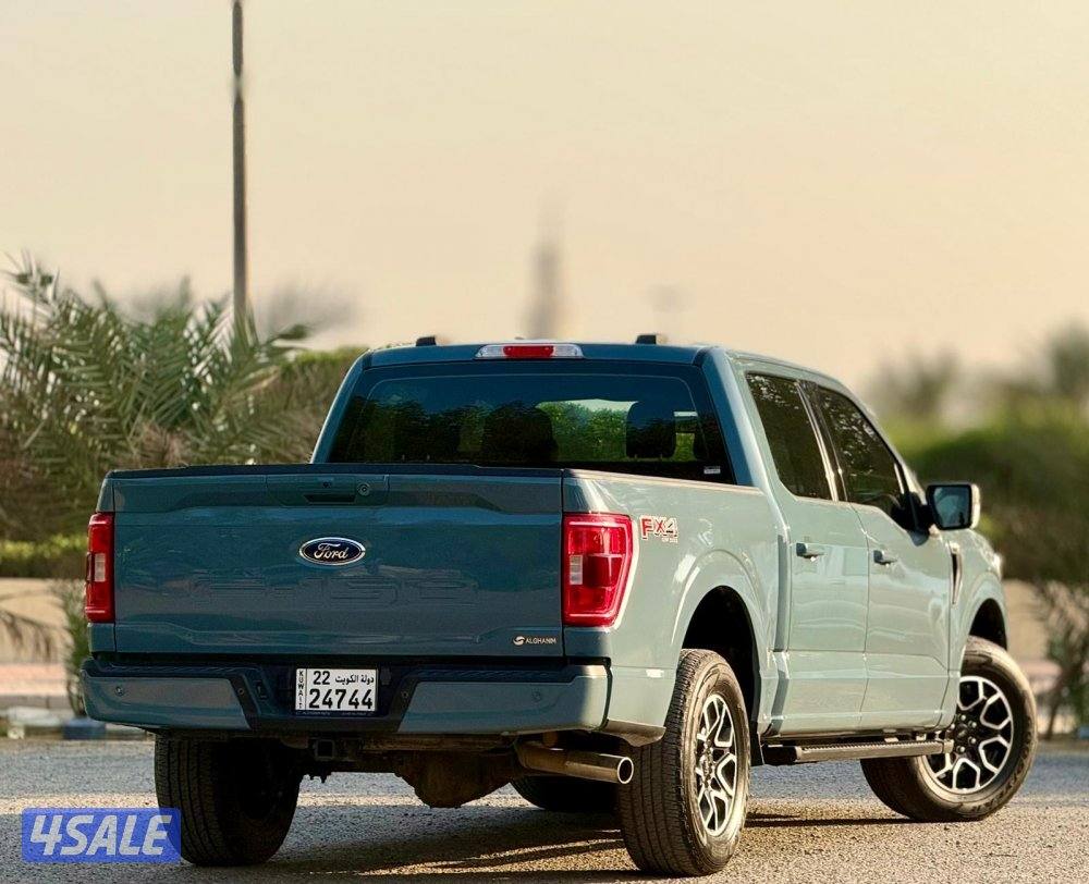 وانيت فورد دبل غمارتين FX4 20232