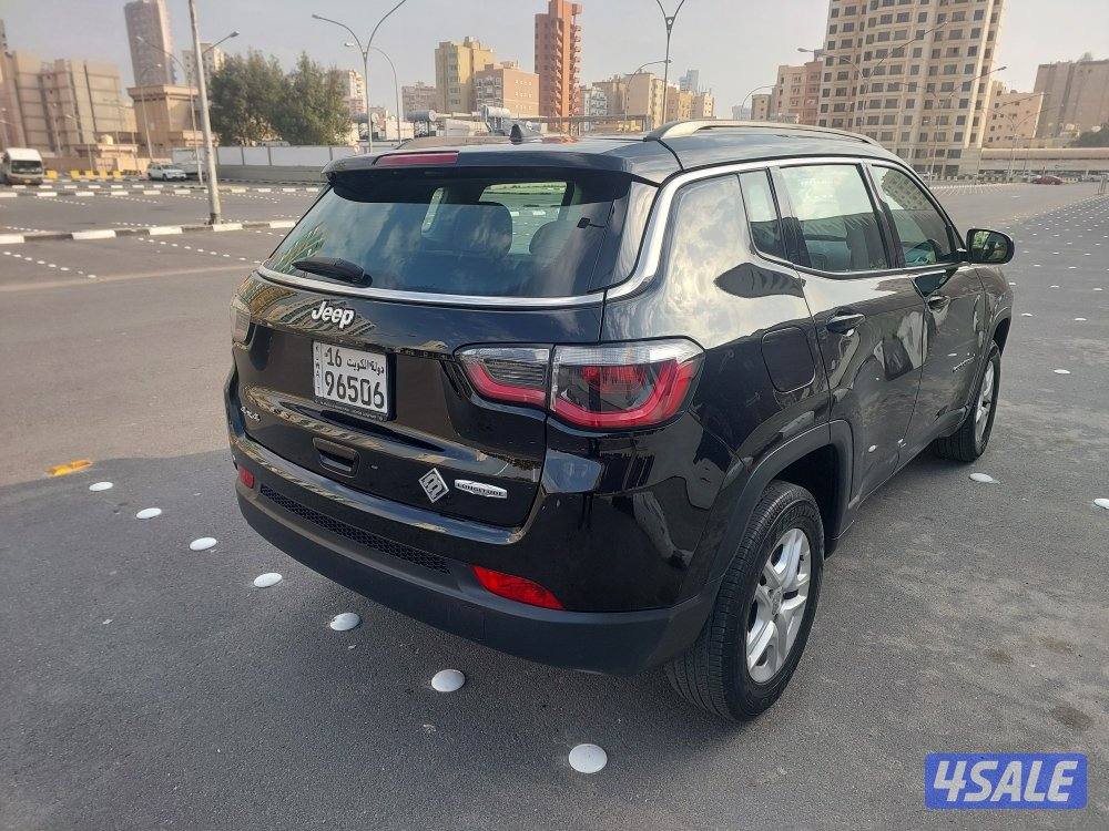 Jeep compass . 20195