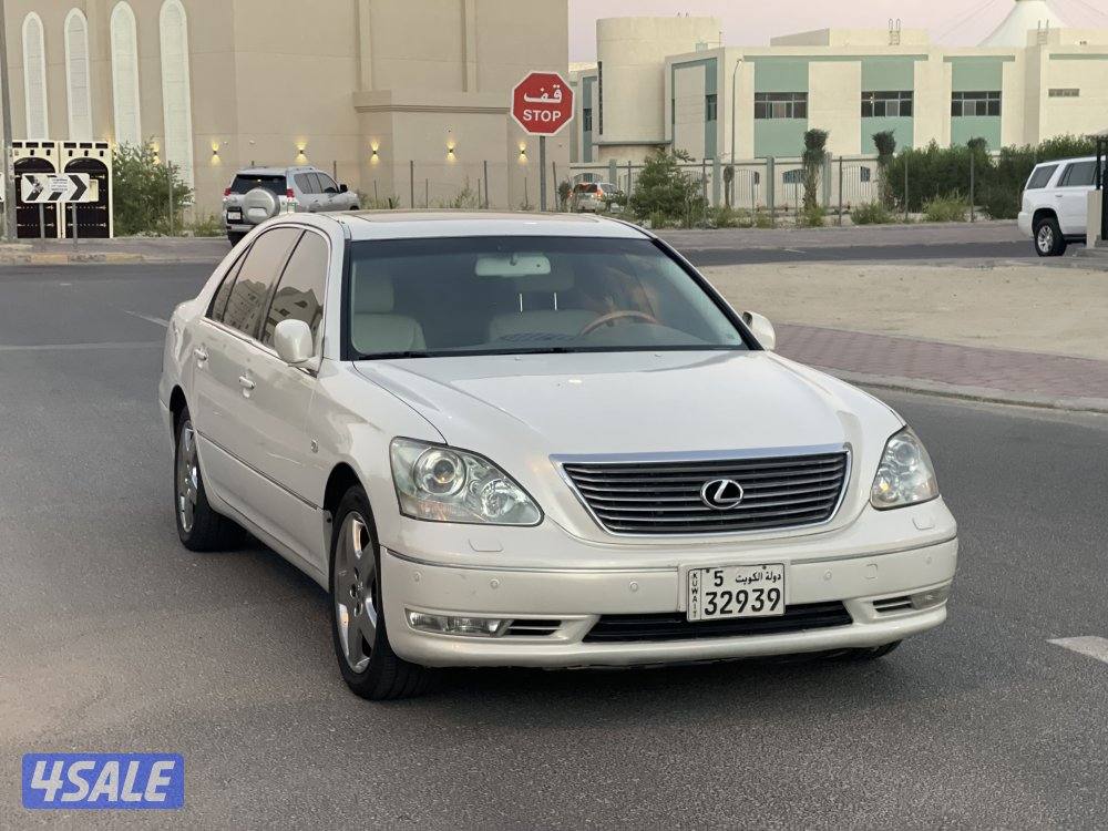 لكزس LS4300