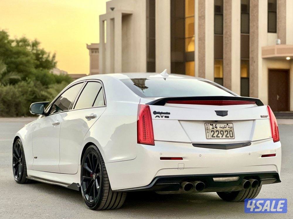 بحالة ممتازه 460 حصان مكينه ٦ سلندر تيربو ATS-V8