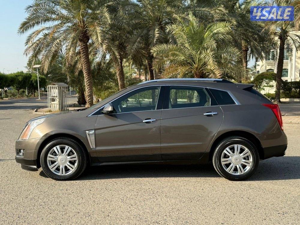 للبيع جيب كاديلاك SRX 20142