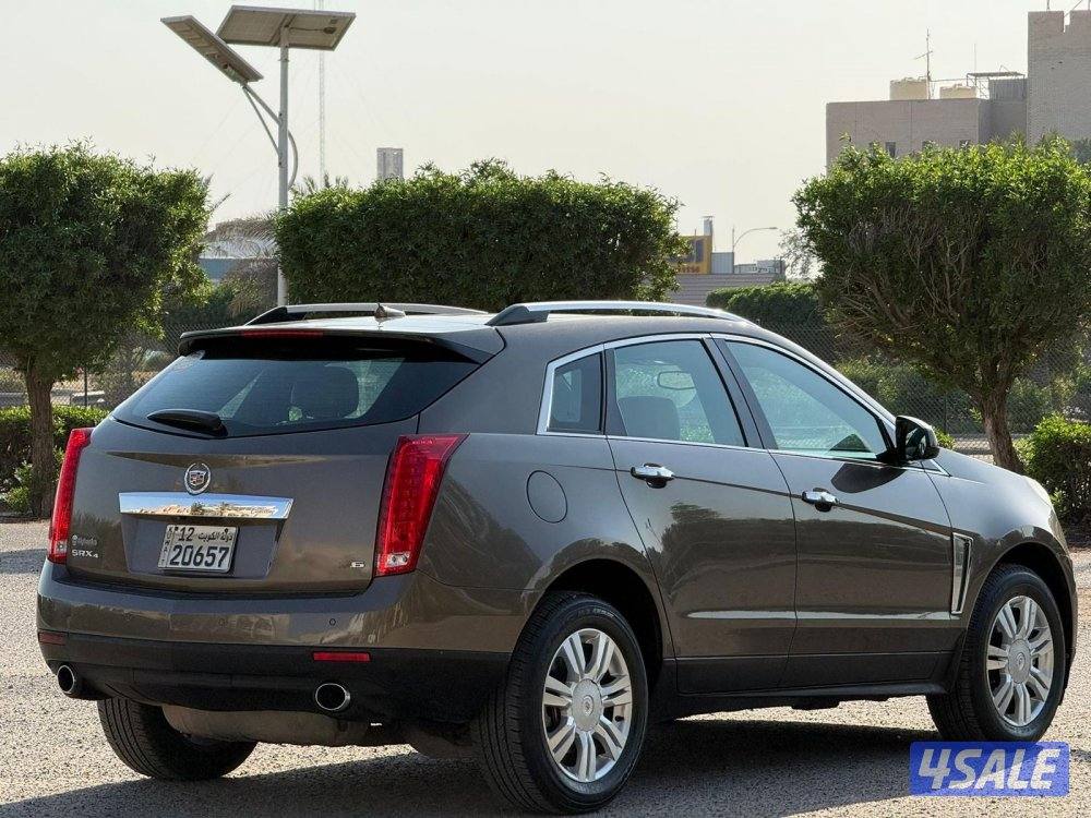 للبيع جيب كاديلاك SRX 20146