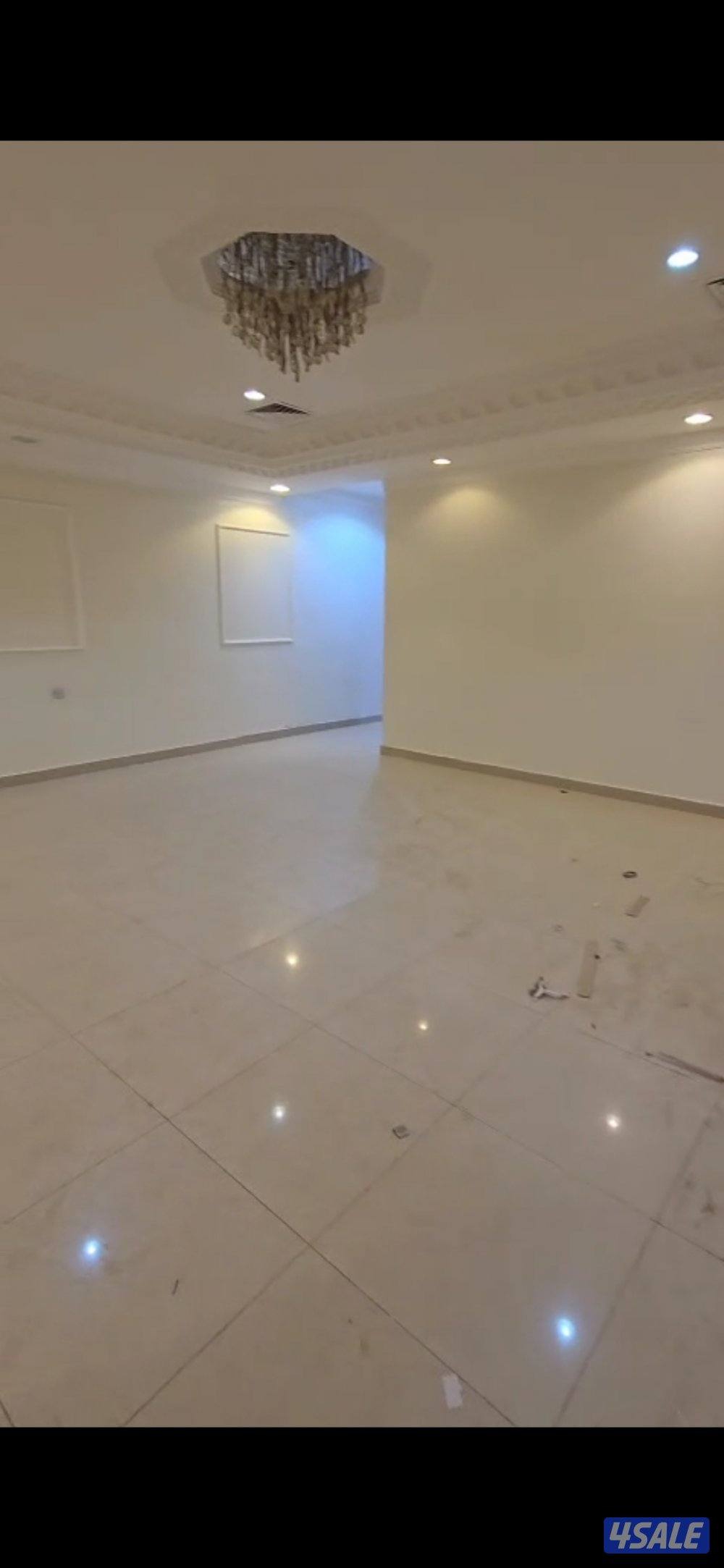 لايجار بيت كامل سعد العبدالله  ارضي و٣ شقق ...ويوجد دور بالنسيم القديم1