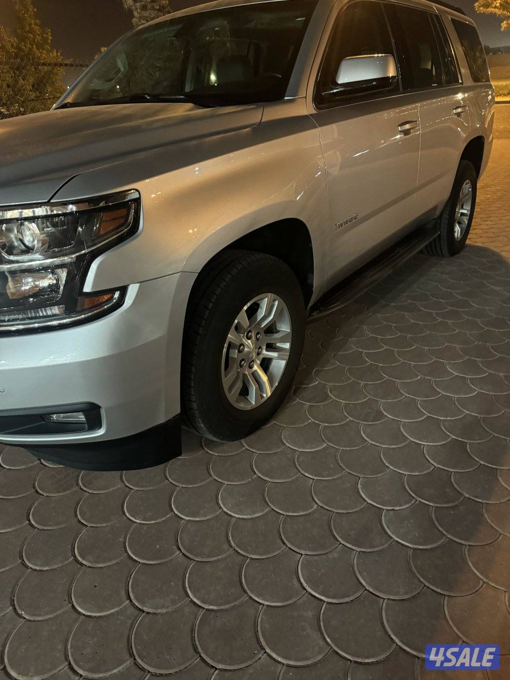 للبيع تاهو 2019 سلفر صبغ الوكالة عداد 290 ألف كيلو كشنات متحركة2