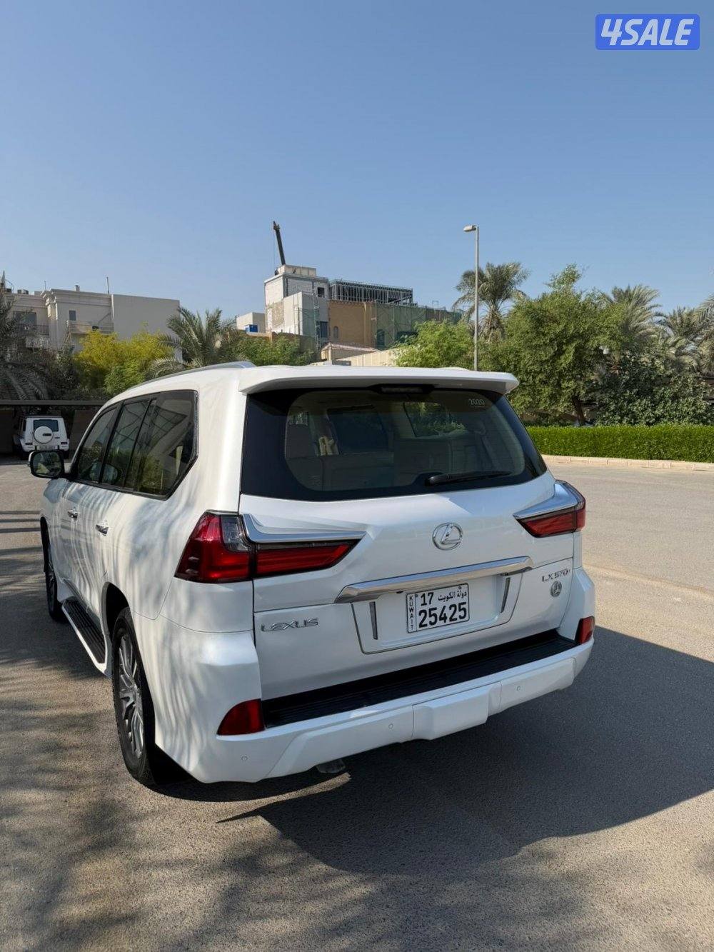 للبيع LX570 - صبغ وكاله - عداد١٤١3