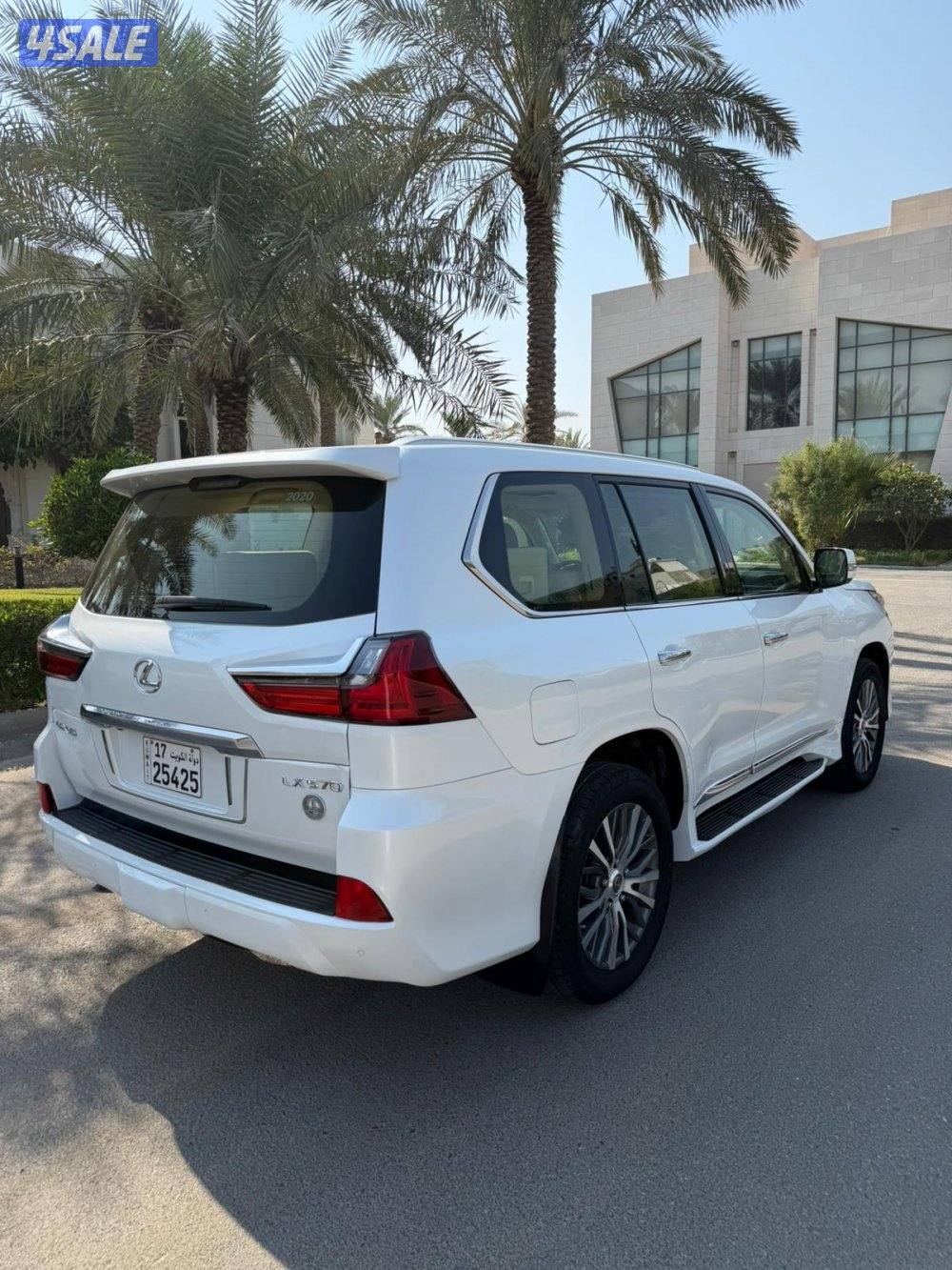 للبيع LX570 - صبغ وكاله - عداد١٤١7