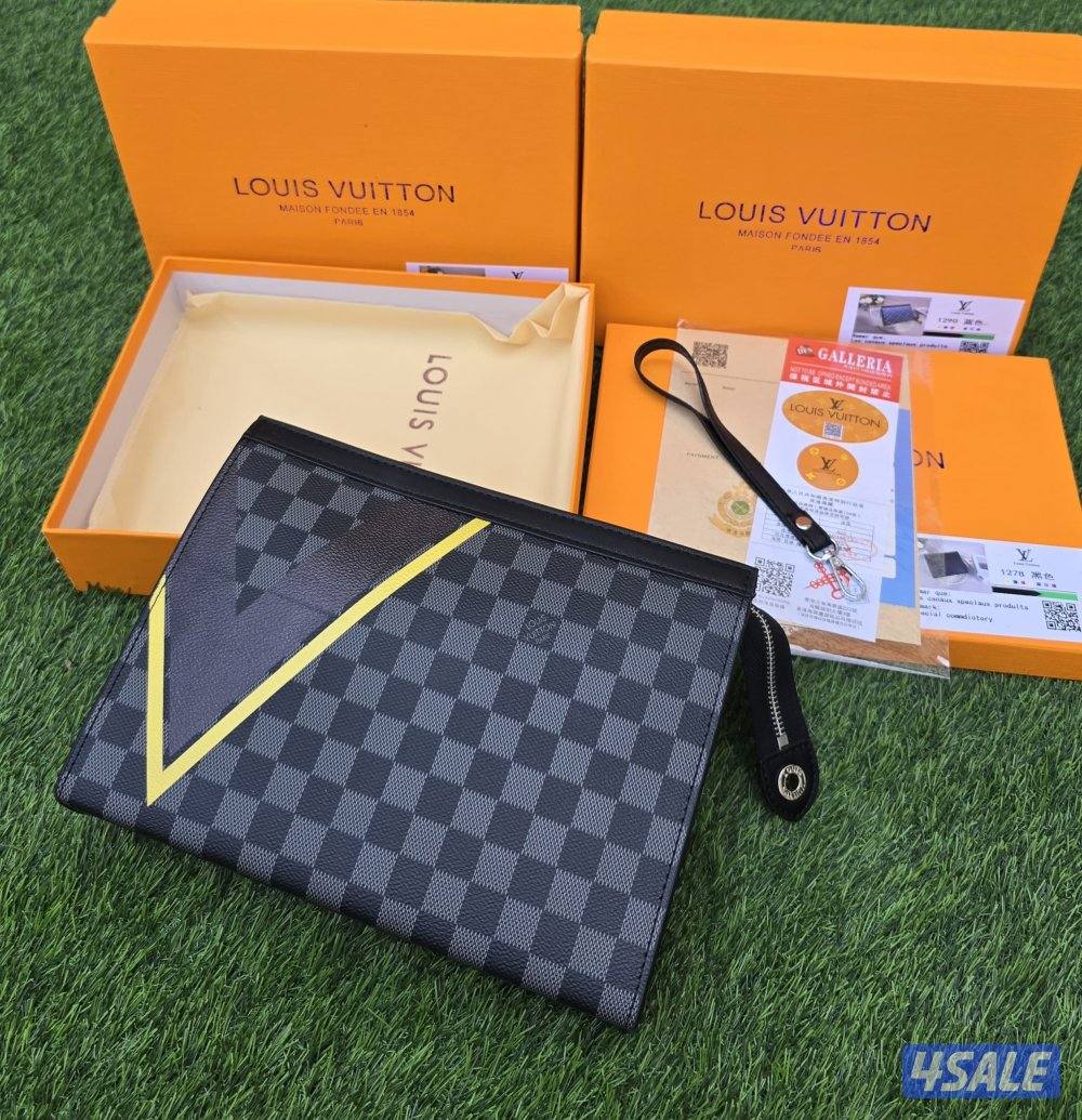 اقوى تشكيله شنط يد رجاليه الدرجه الاولى 202515