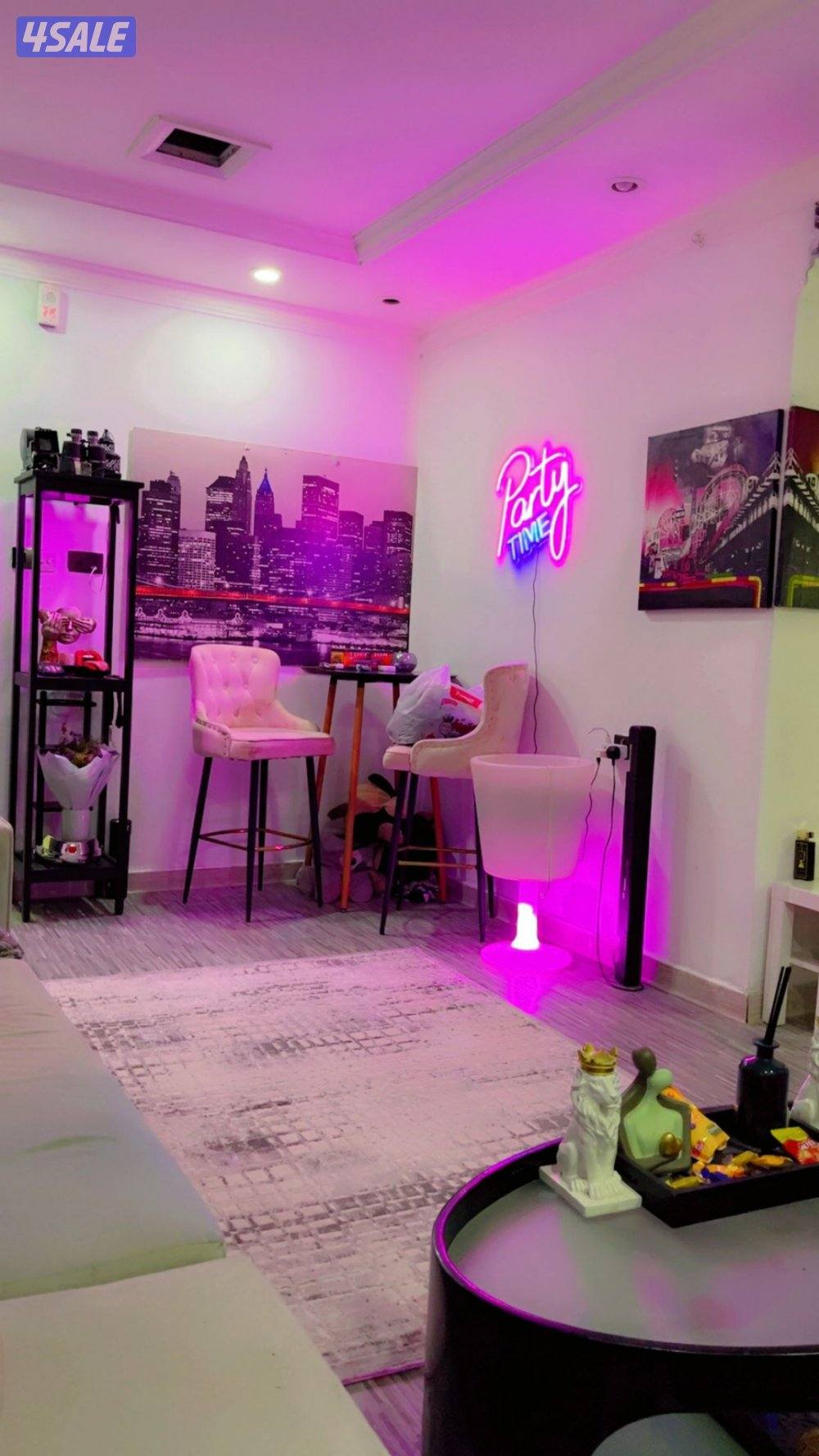 شقق خلوفاضي غرفةصالة حمام مطبخ كامل مصافط متوفرة على الخدمات متوفرة1