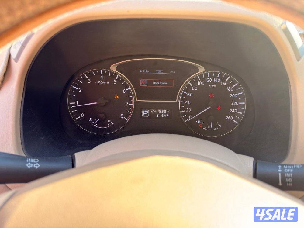 Pathfinder with TESLA Display5