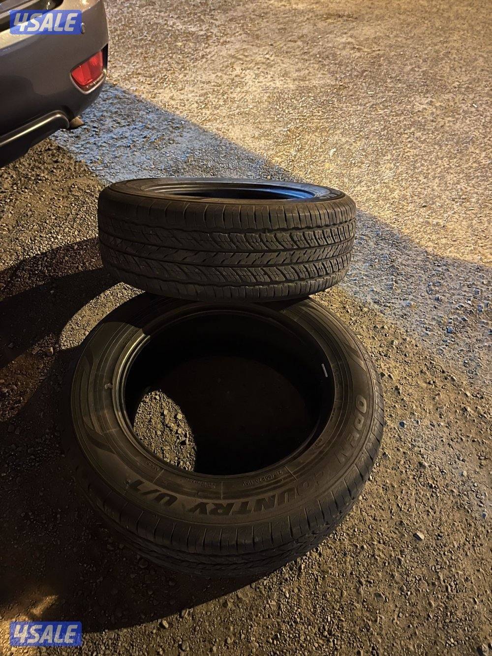 للبيع تايرين تويو نظاف مع تاريني صيني مقاس ٢٧٥/٦٠/٢٠ حط سعرك وشيلهم0