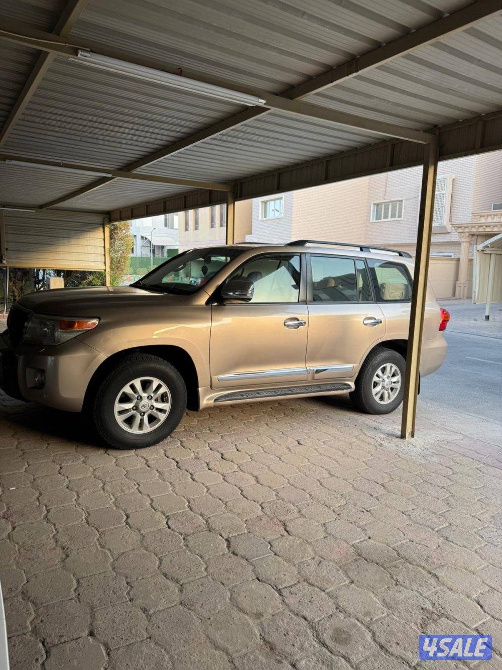 لاند كروز الساير 20122