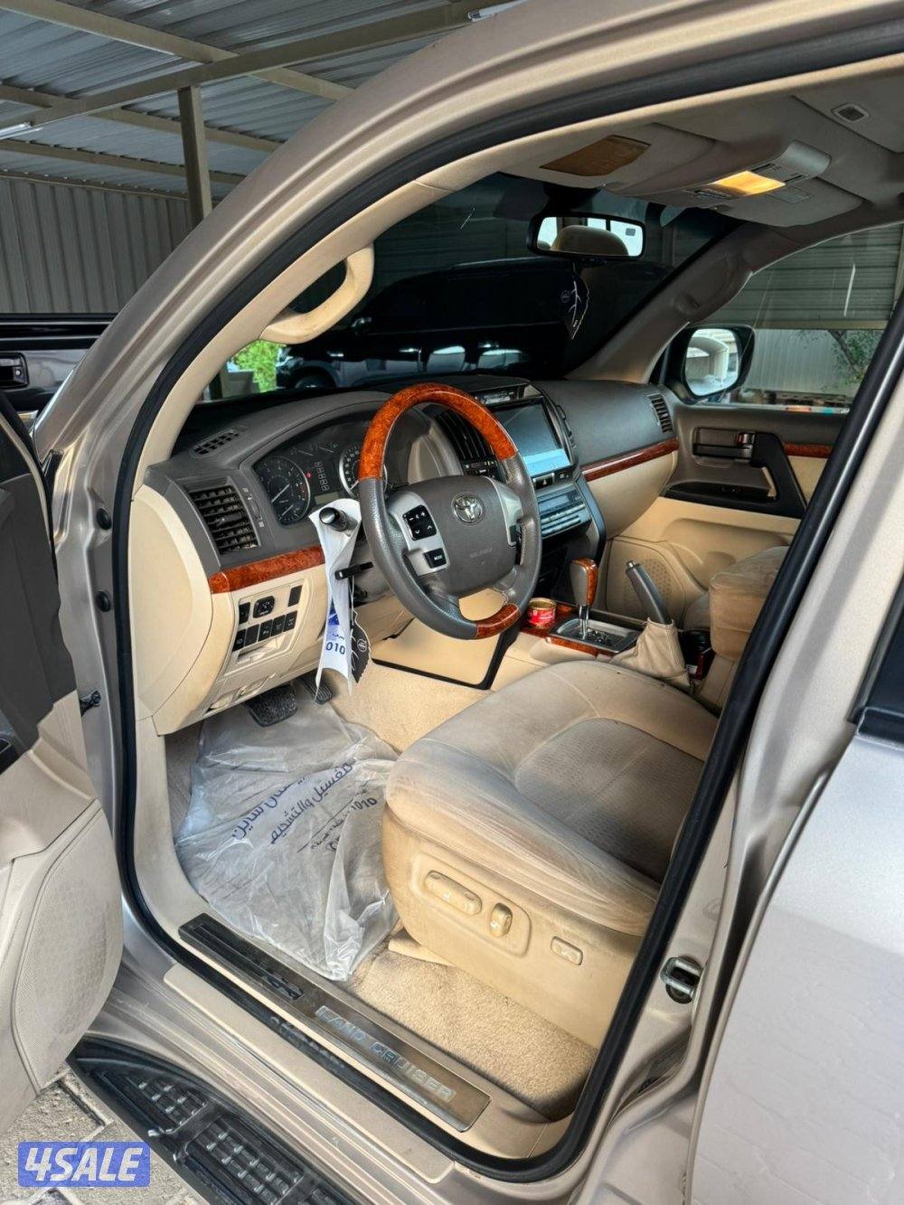 لاند كروز الساير 20123