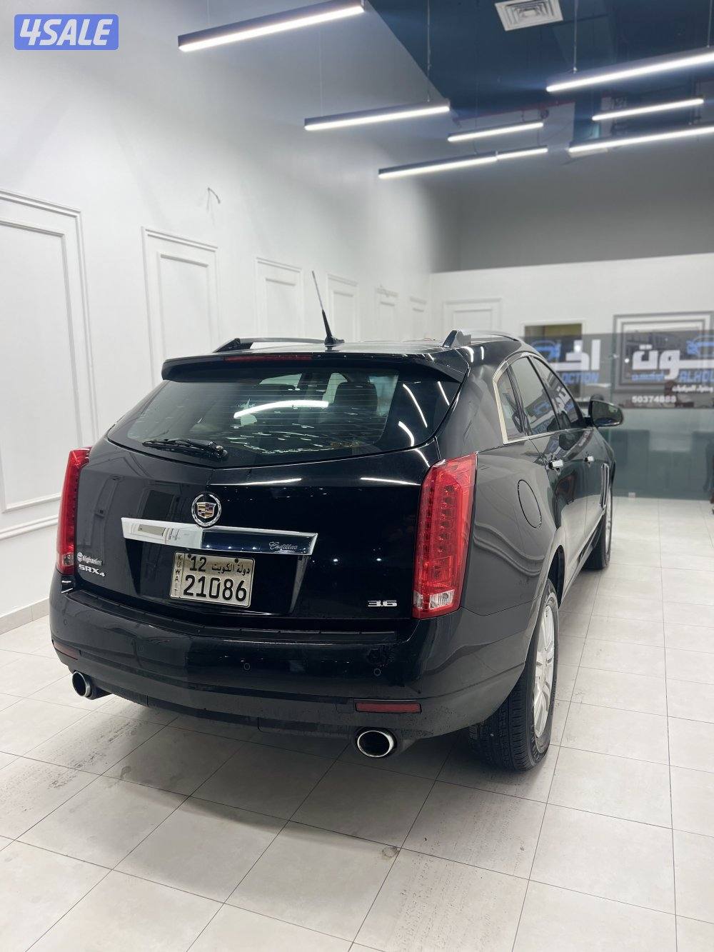 كاديلاكSRX43