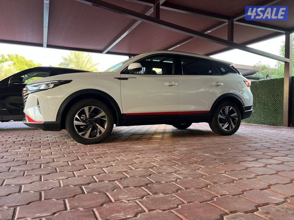 للبيع سيارة DFM AX7 موديل ٢٠٢٤ بحالة الوكالة2