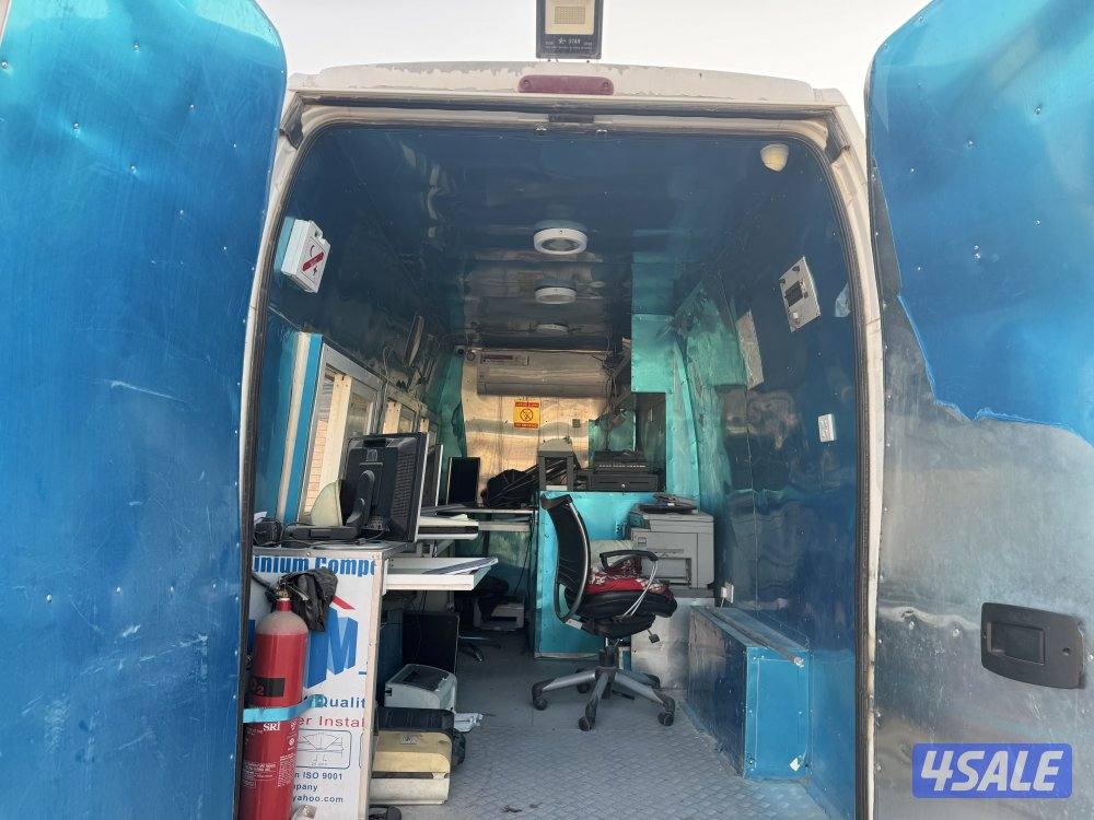 للبيع سيارة طباعه وتصوير وتصلح اي نشاط موديل2014 ستروين ماشي 100 الف4