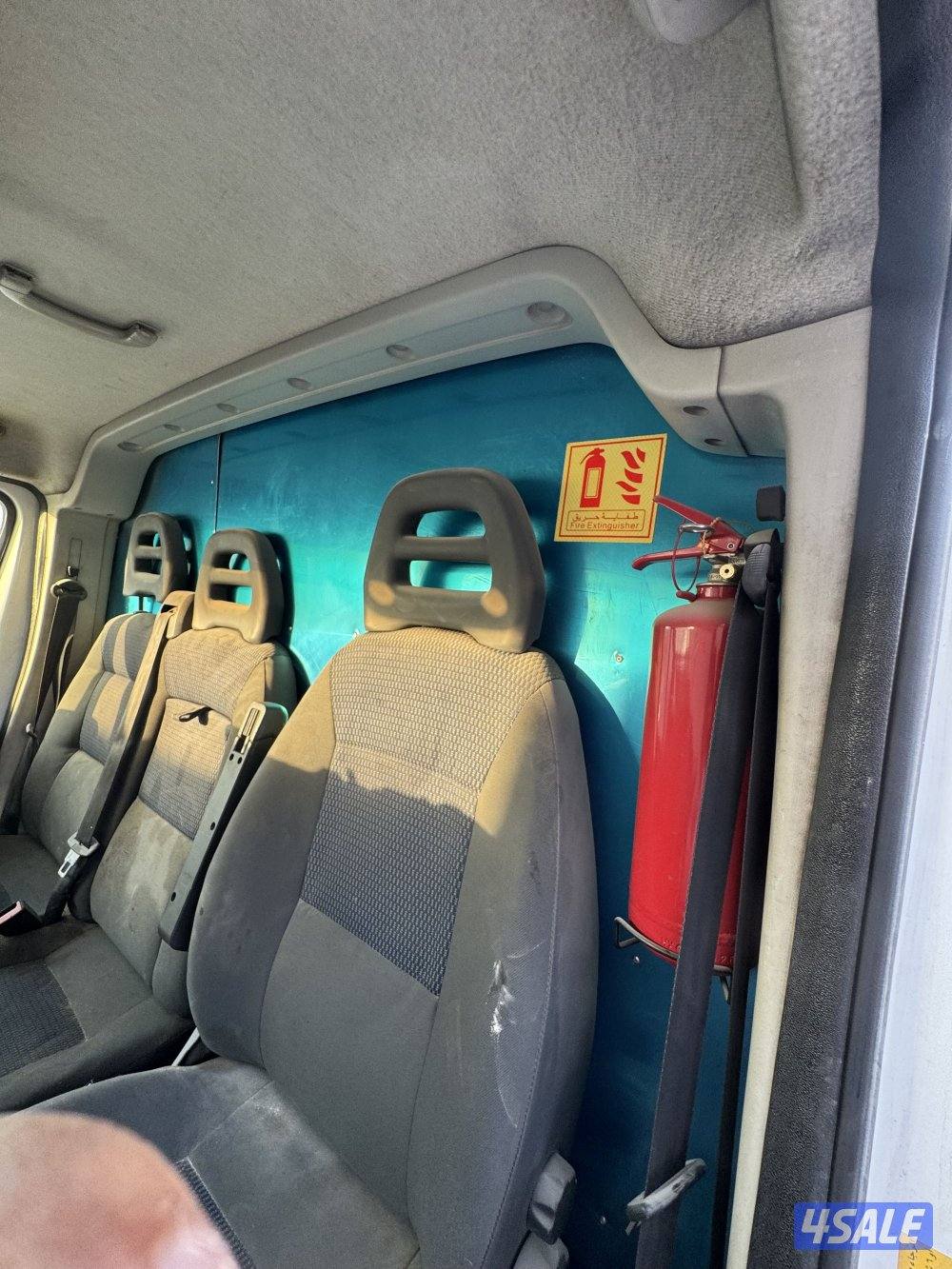 للبيع سيارة طباعه وتصوير وتصلح اي نشاط موديل2014 ستروين ماشي 100 الف6