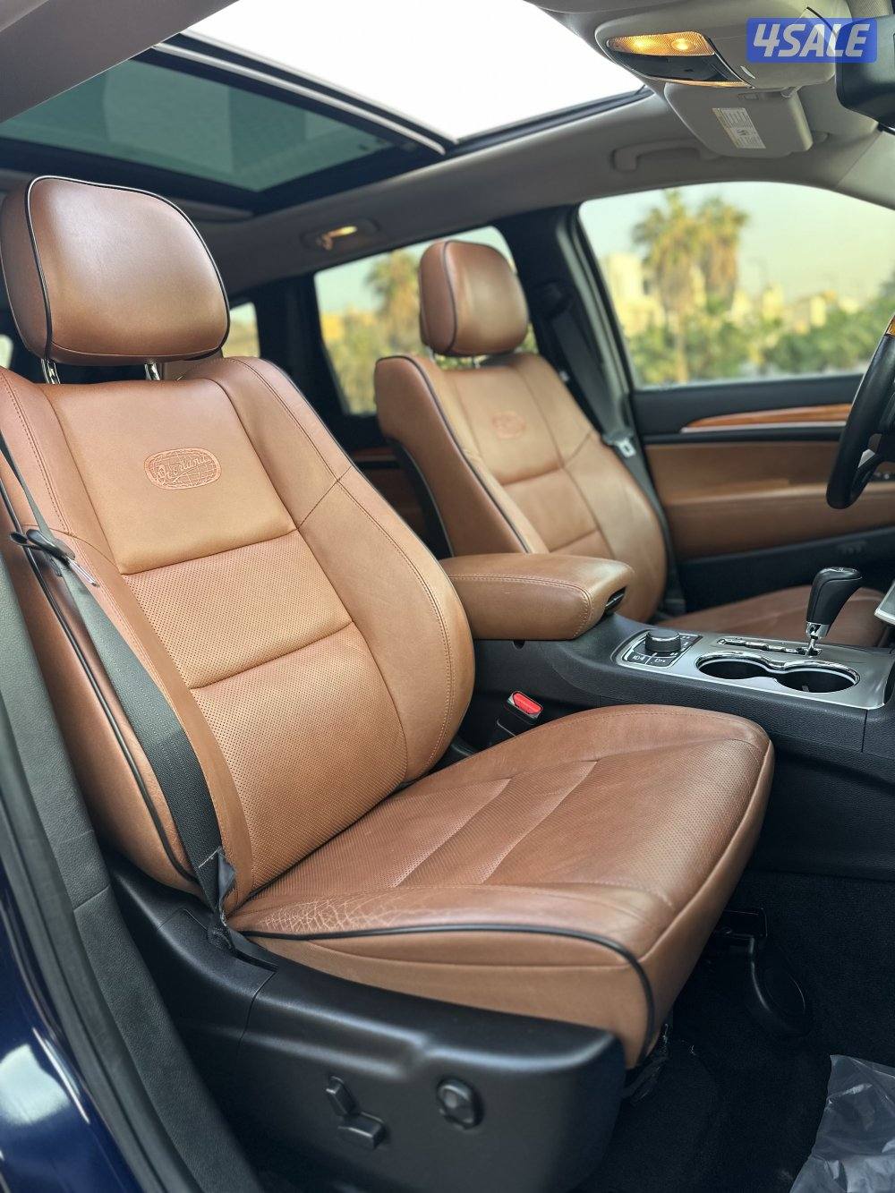 Only 67000 km / Overland / V8 hemi5