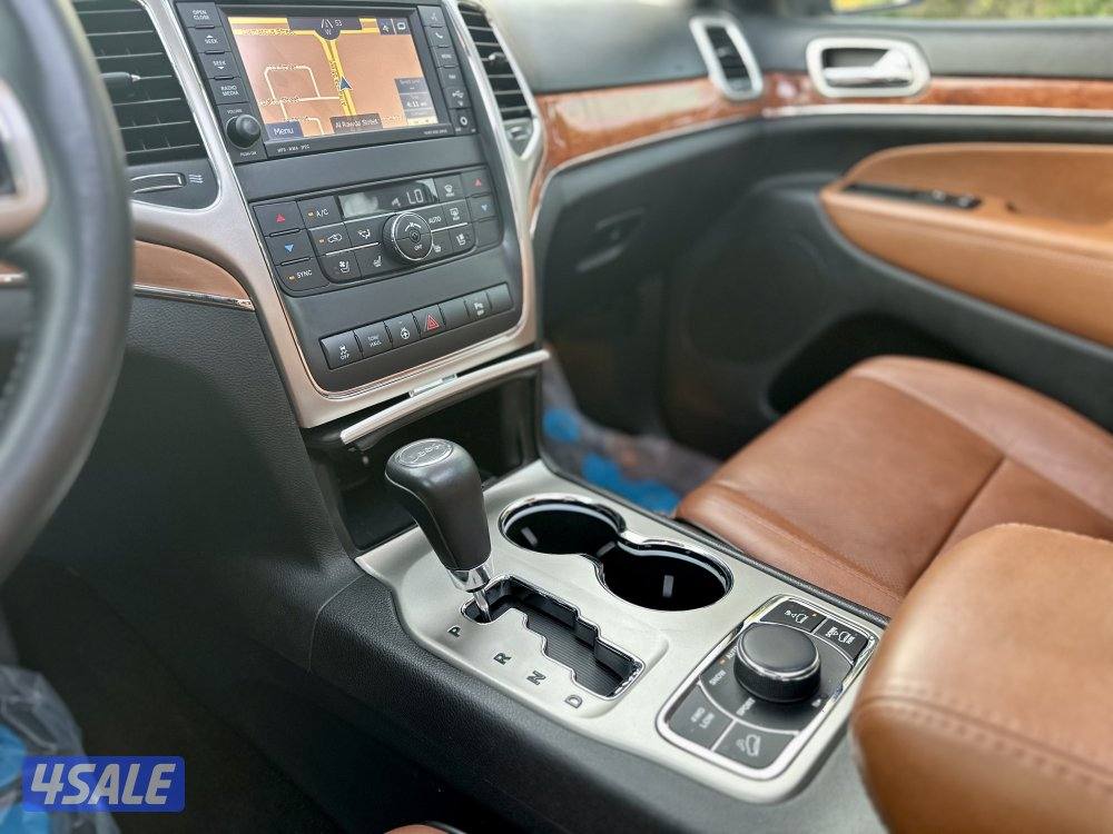 Only 67000 km / Overland / V8 hemi11