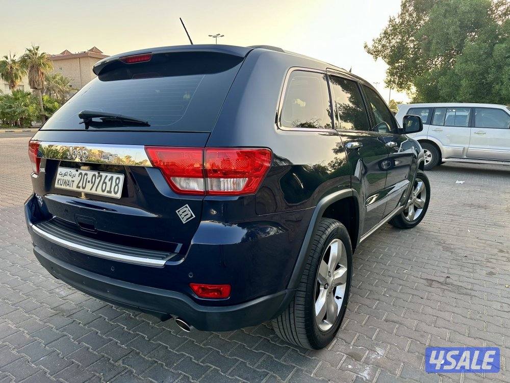 Only 67000 km / Overland / V8 hemi13