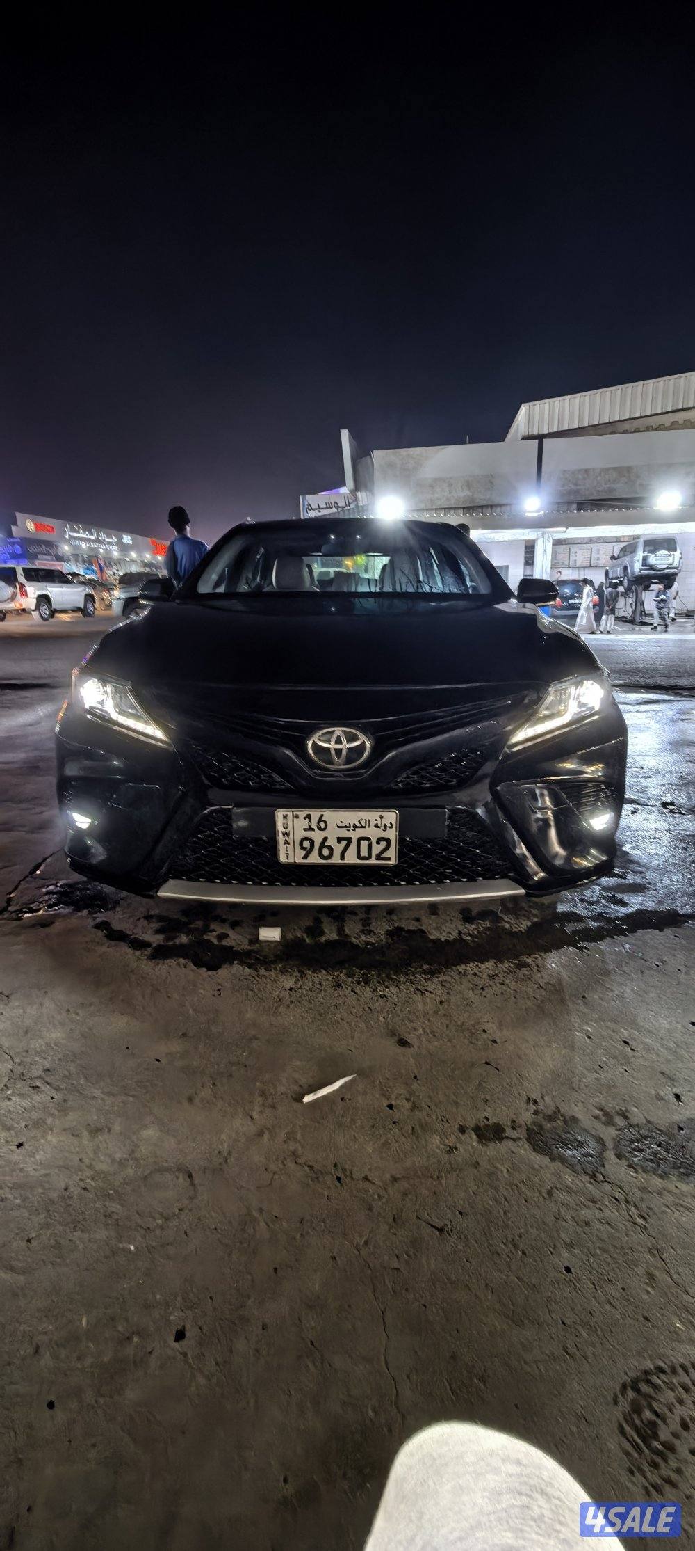 للبيع  كامري سبورت ٤ سلندر0