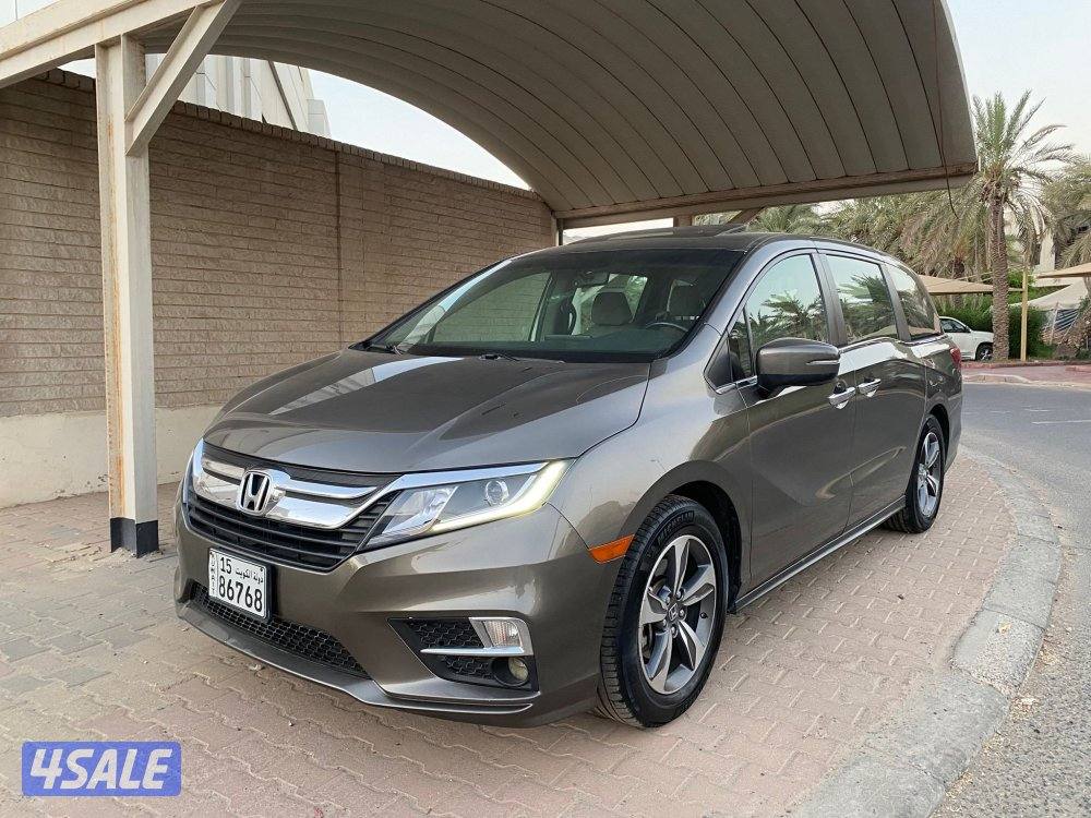 للبيع  اوديسي  صبغ وكاله بحالة ممتازه 20180