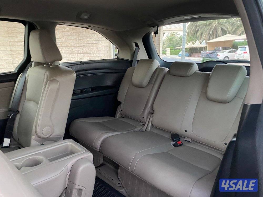 للبيع  اوديسي  صبغ وكاله بحالة ممتازه 20186