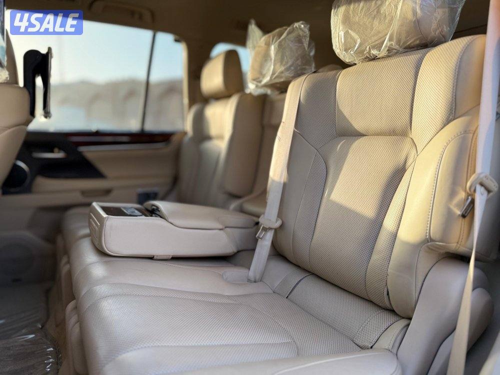 جيب لكزس 2016 درجه اولى شرط الفحص4