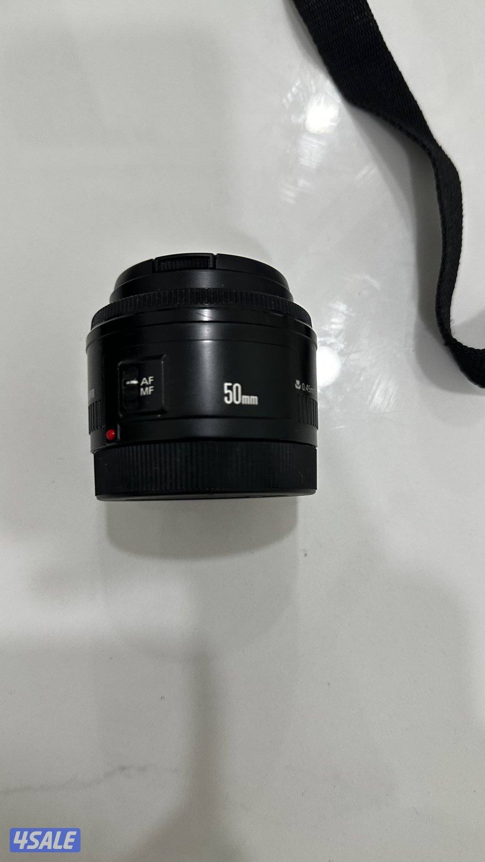 Canon D700 camera,With a 50mm lens..3