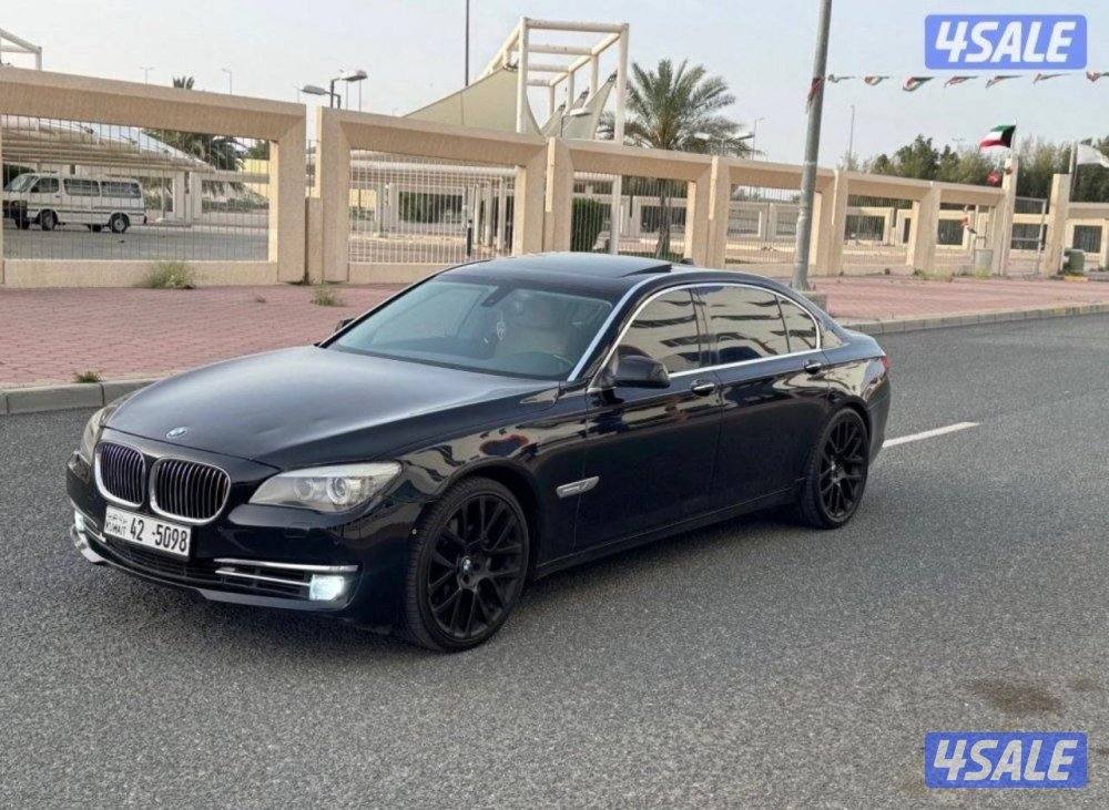 بي ام دبليو il740 موديل 210 للبيع نظيف جدا لا يحتاج لاي مصروف اعلي فئه3