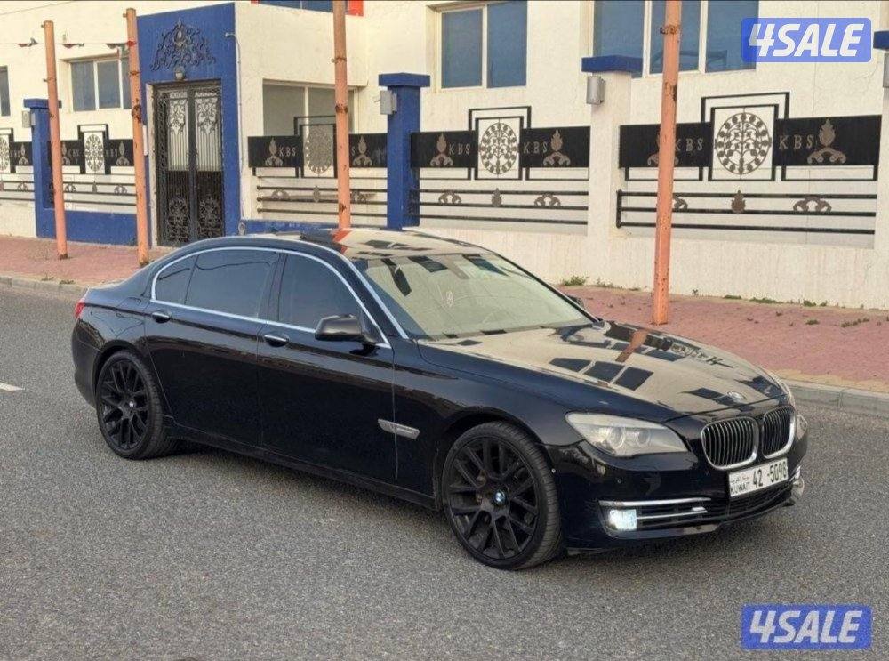 بي ام دبليو il740 موديل 210 للبيع نظيف جدا لا يحتاج لاي مصروف اعلي فئه5